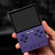 画像1: マルチエミュレータ縦型携帯ゲーム機「TRIMUI BRICK」64GB赤字価格 (1)